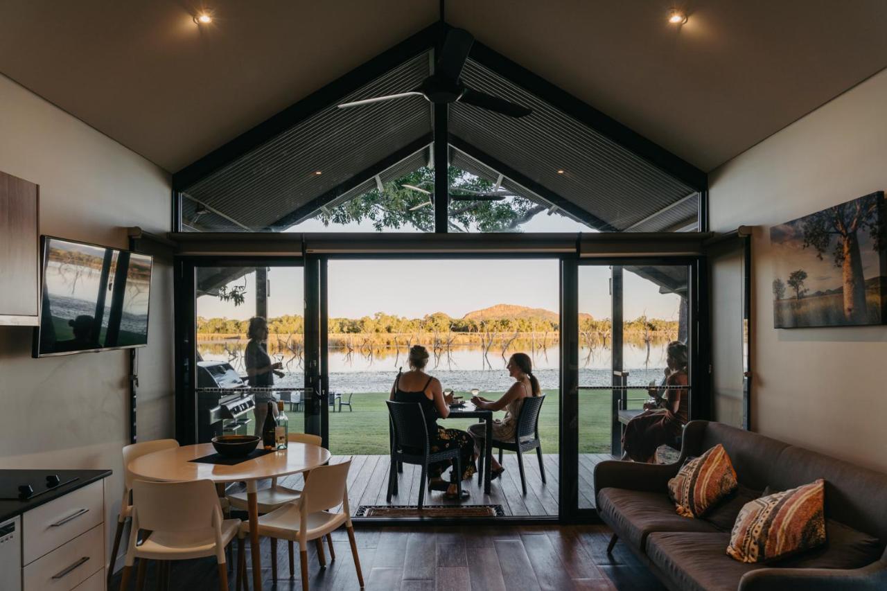 Kimberleyland Waterfront Holiday Park Kununurra Eksteriør billede