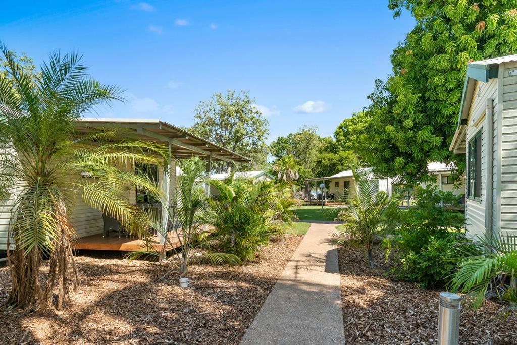 Kimberleyland Waterfront Holiday Park Kununurra Eksteriør billede