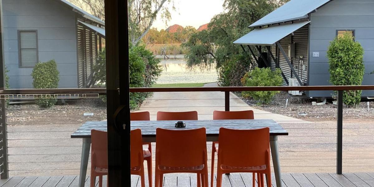 Kimberleyland Waterfront Holiday Park Kununurra Eksteriør billede