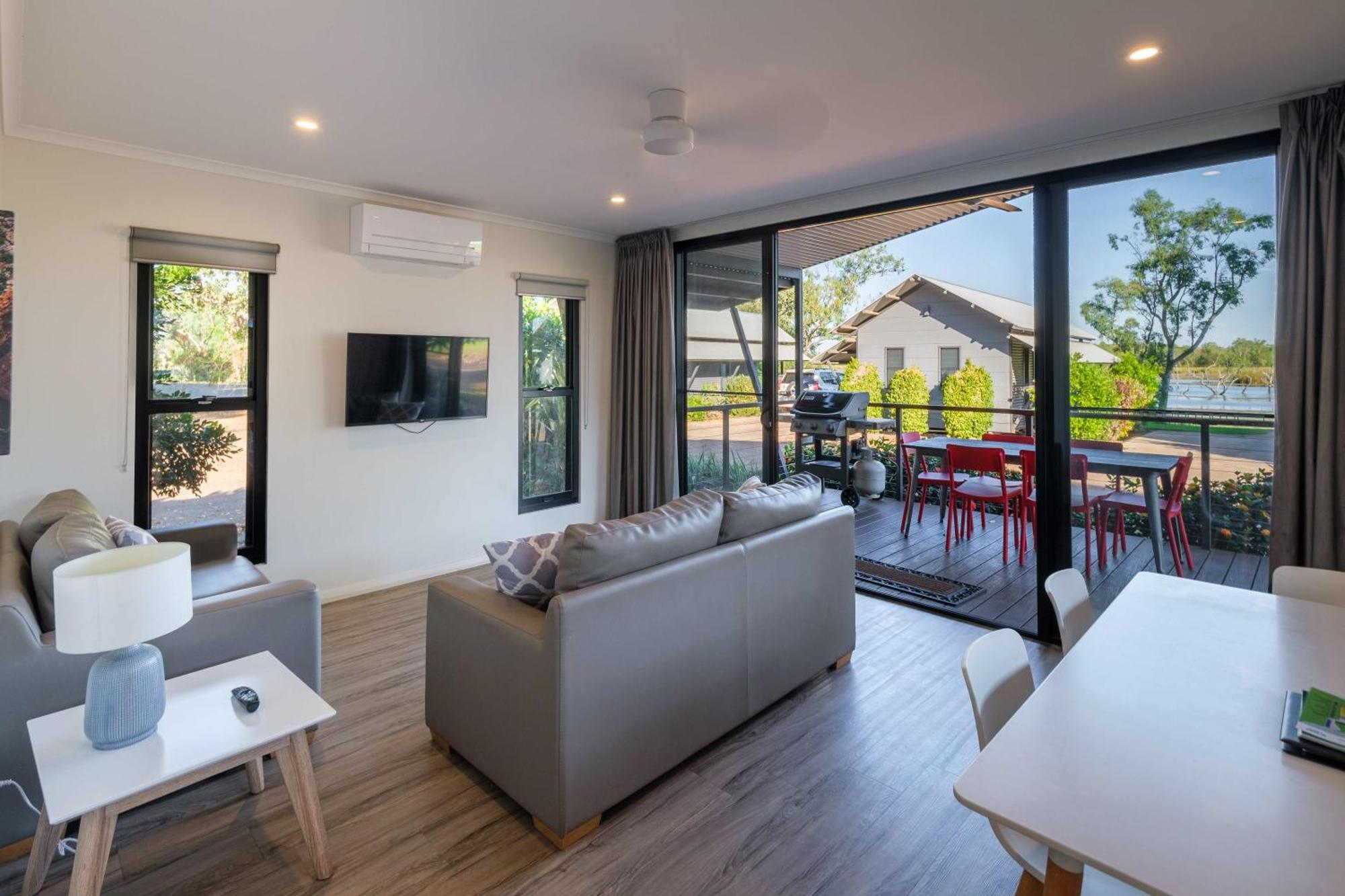 Kimberleyland Waterfront Holiday Park Kununurra Eksteriør billede